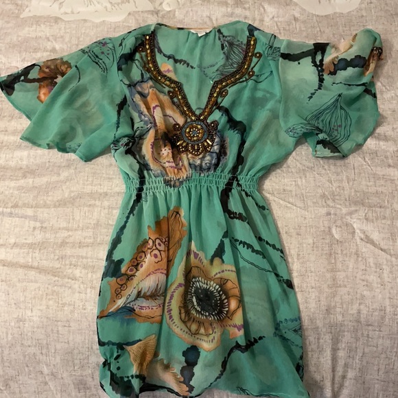 Women’s Blouse - Picture 3 of 4